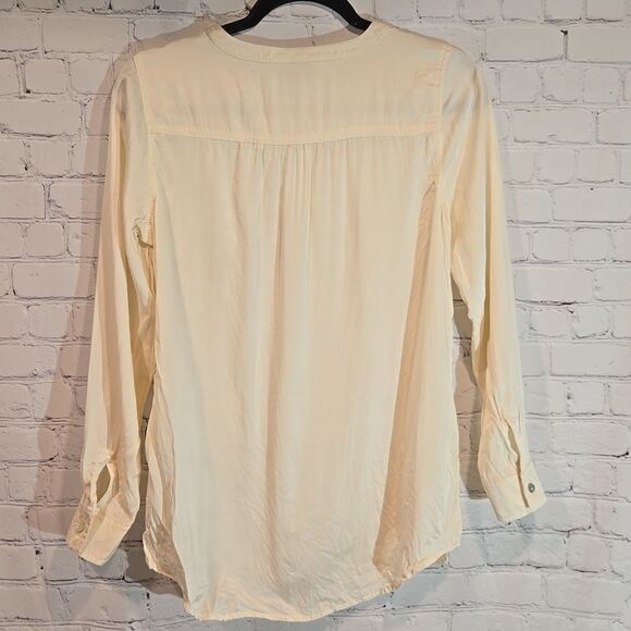 J.jill ivory button neckline silk blouse size XSP - Picture 7 of 9